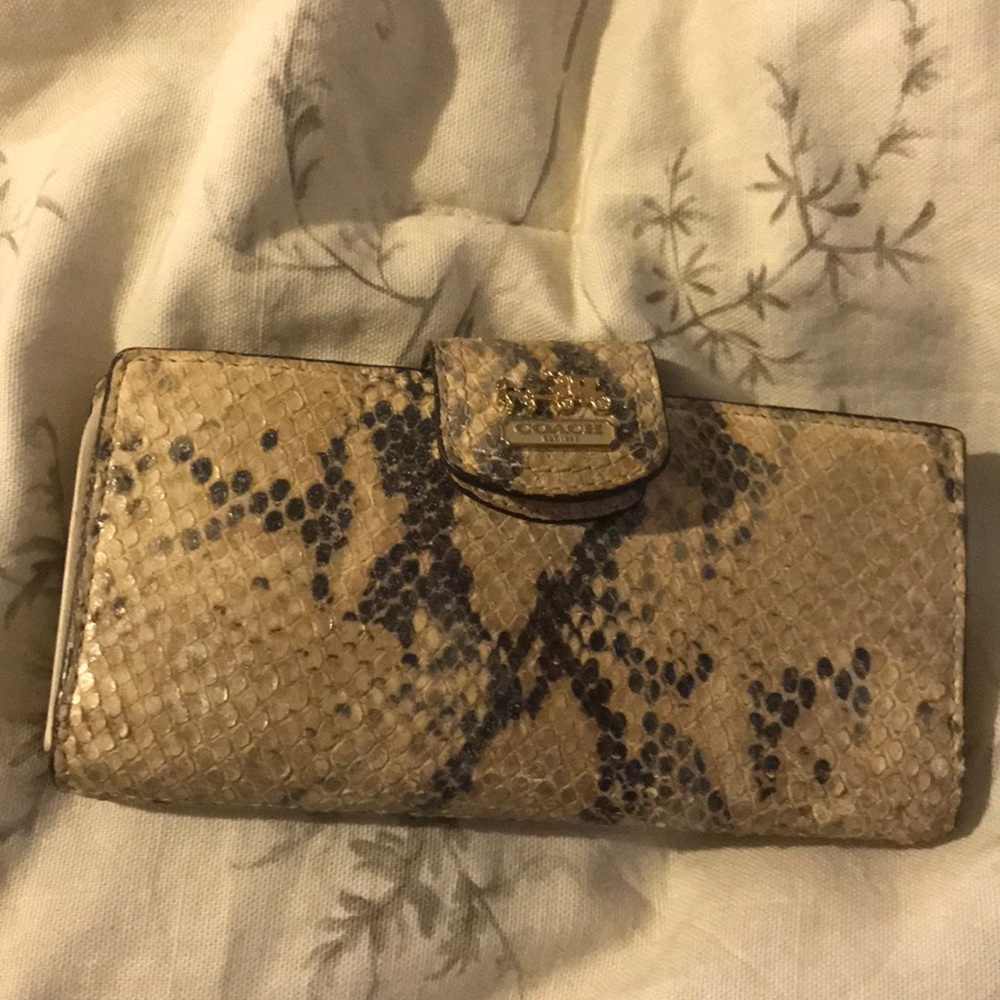 Coach wallet
